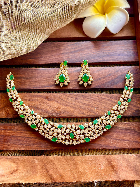 Emerald and White Stone Choker  Set