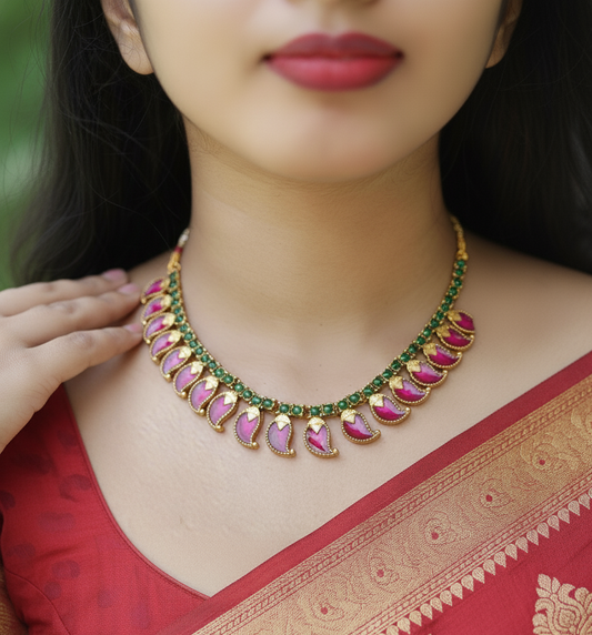 VAADAMULLA NECKLACE