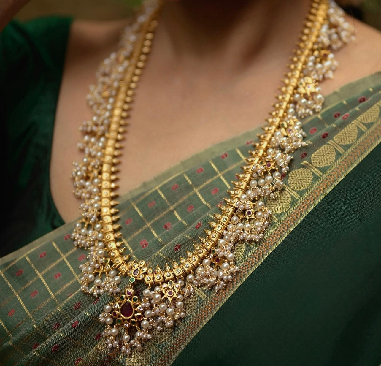 Gold Look Bridal Guttapusalu Haram 