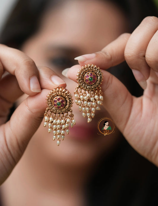 Guttapusalu Kemp Stud Earrings