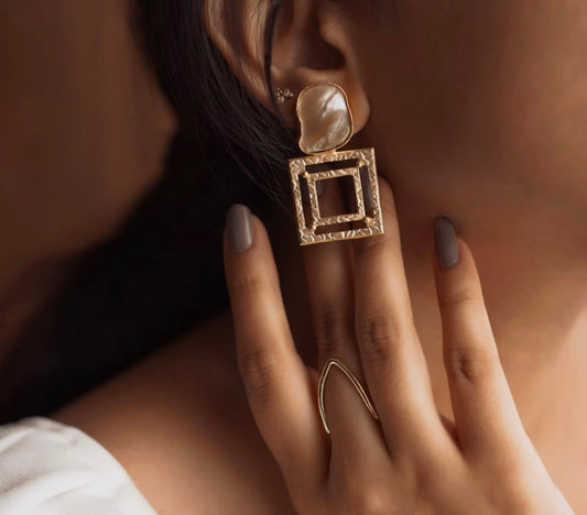 Baroque Pearl Earrings