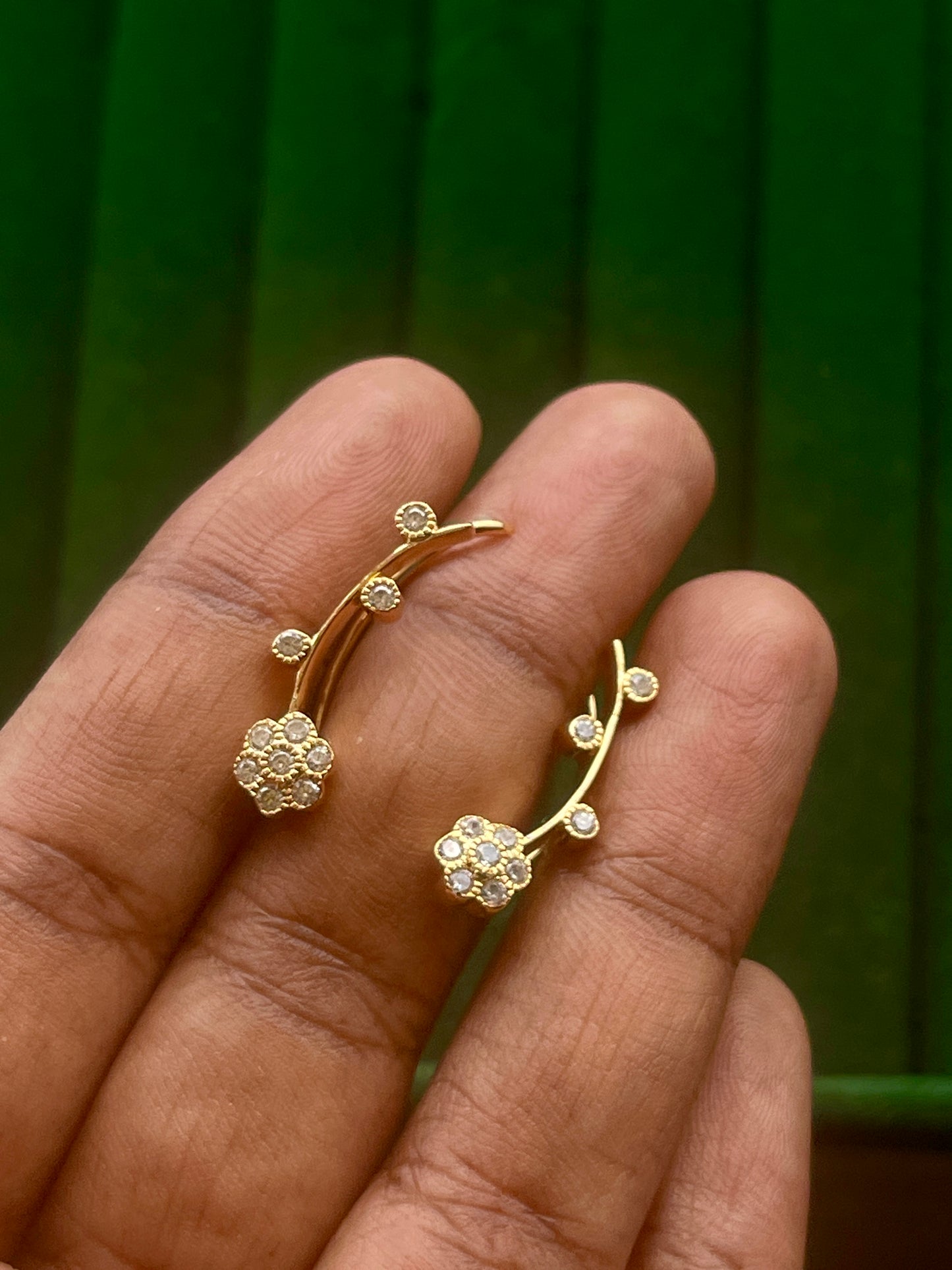 Adorable EARCUFF/ EARRINGS