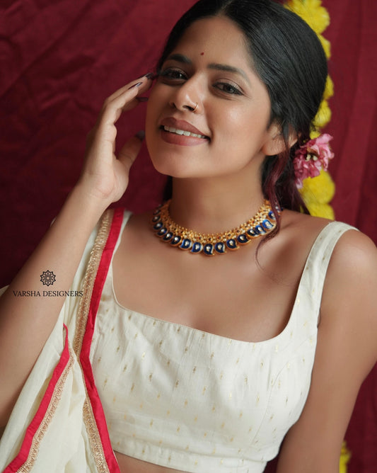 Kerala Style Kemp Sapphire Paisley Necklace Set
