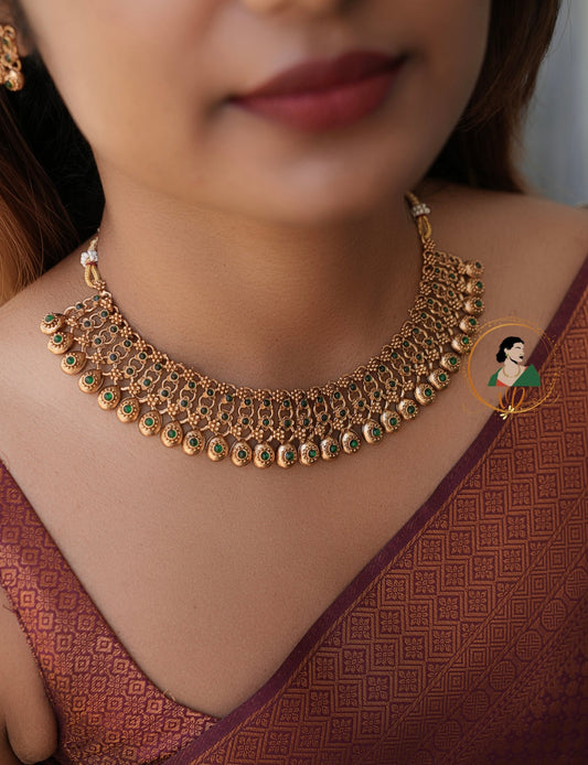 Matte Finish Emerald Stone Necklace