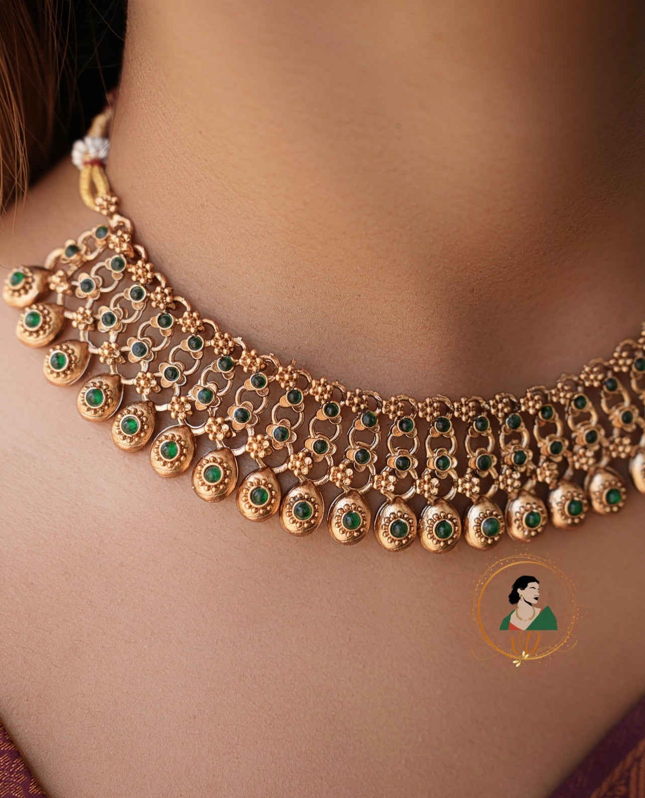 Matte Finish Emerald Stone Necklace