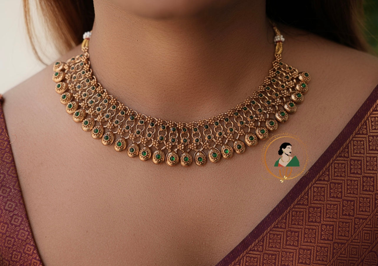 Matte Finish Emerald Stone Necklace
