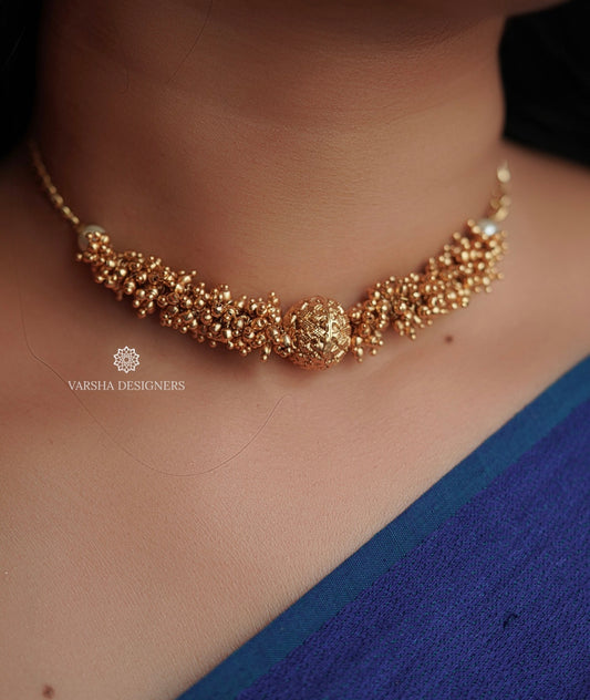 Matte Finish Golden Gungru Choker Set