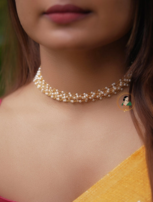 Simple Cluster Pearl Choker