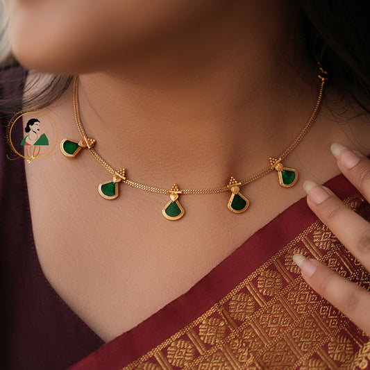 Simple Green Palakka Necklace