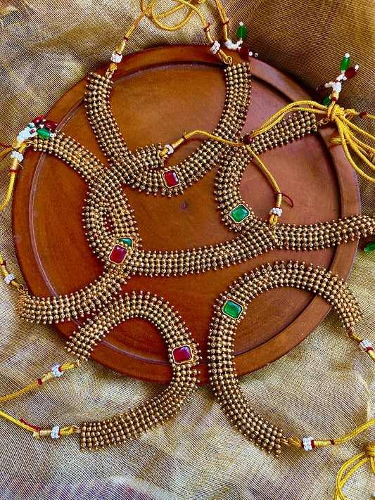 Simple Stone Necklace Set