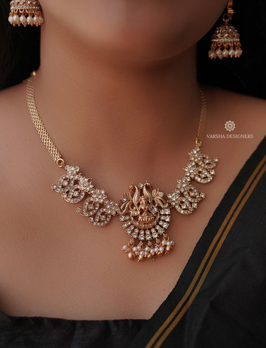 White Stone Mango Temple Necklace 