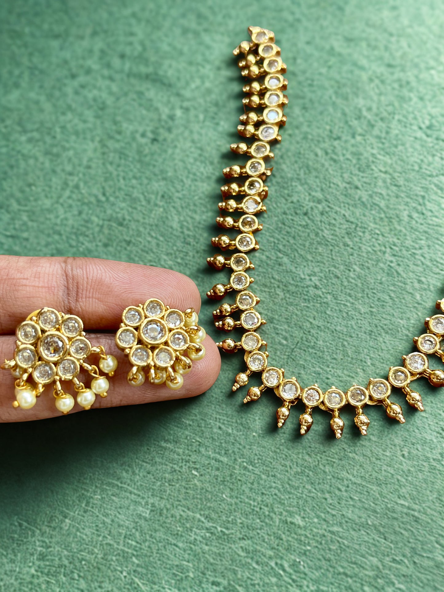 White Stone Necklace Set