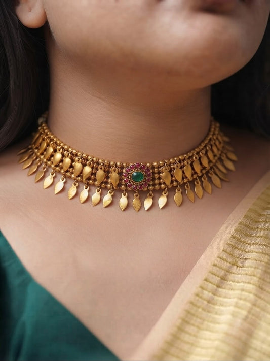Elakkathali Choker