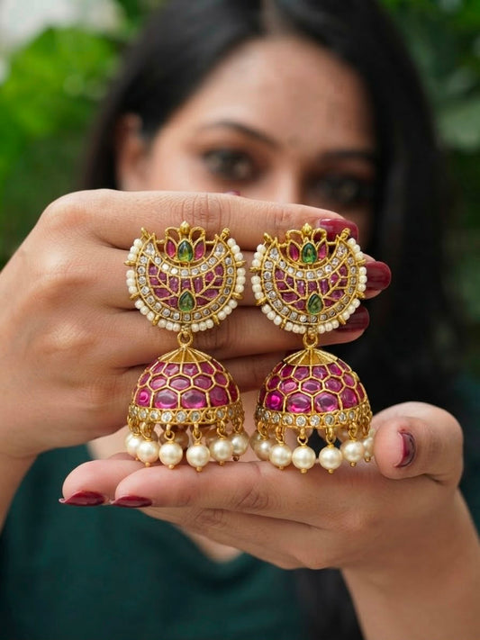 Adorable Kemp Half Moon Jhumka