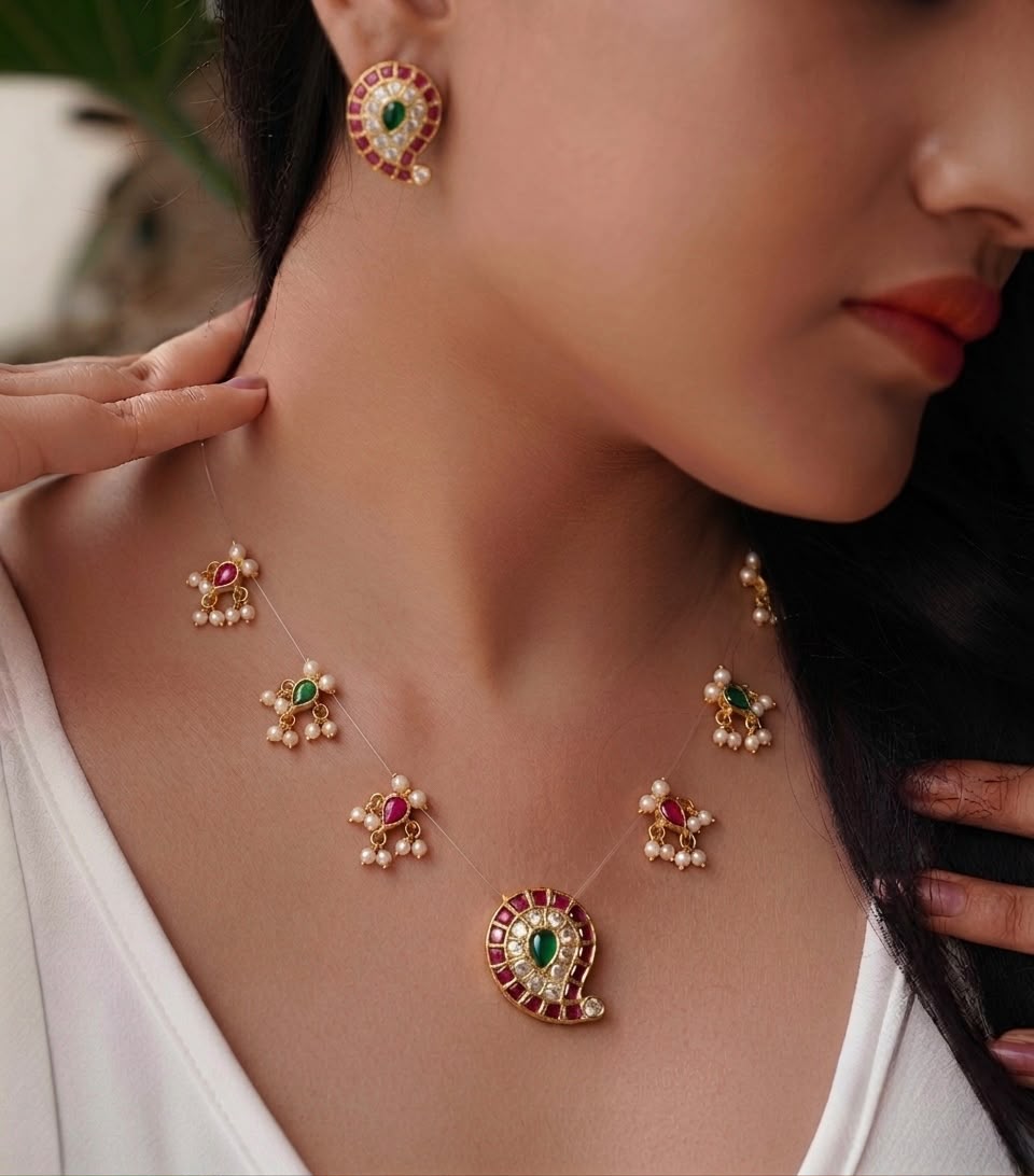 Paisley Kemp Invisible Necklace Set