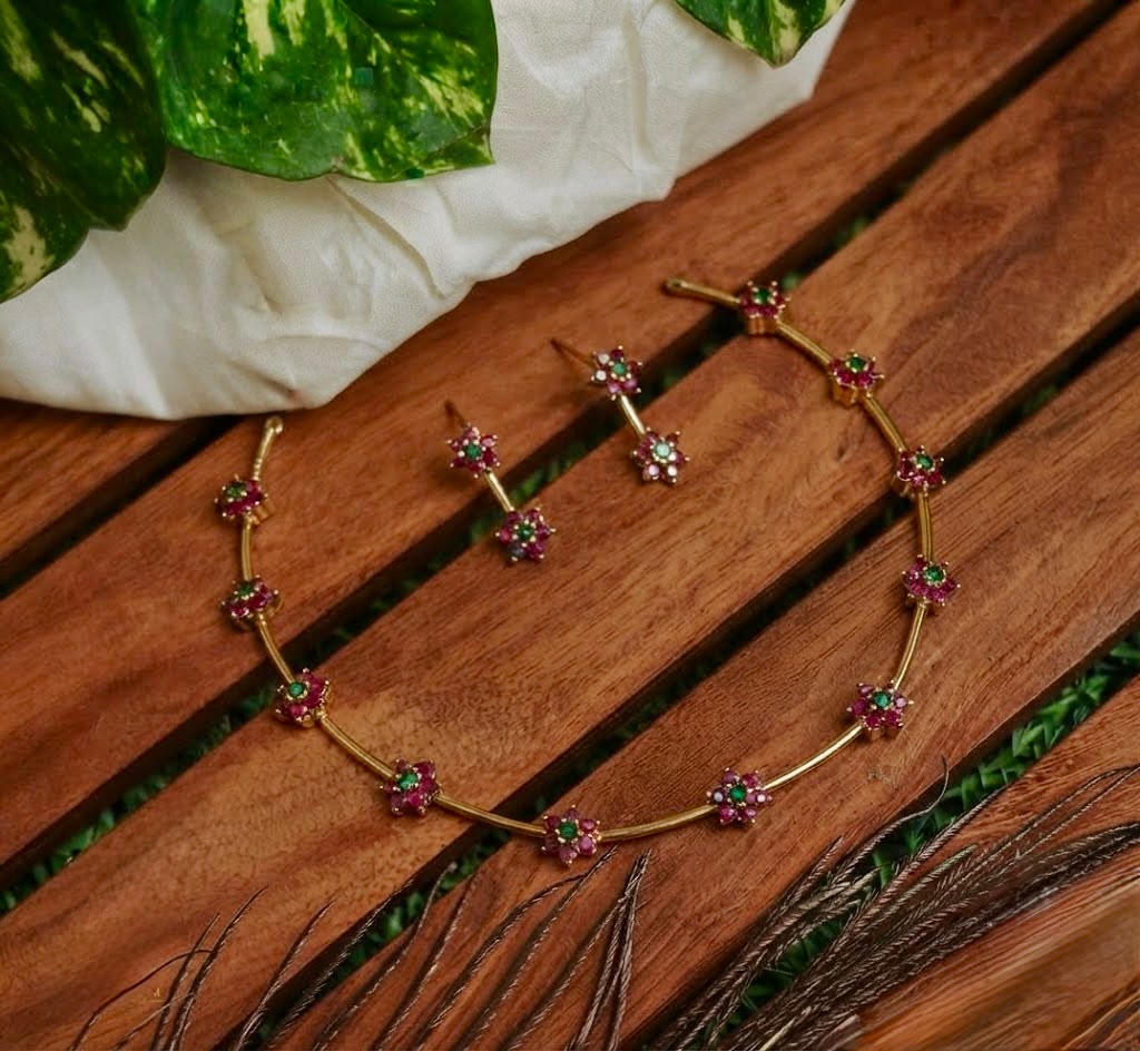 Adorable Floral Stone Choker