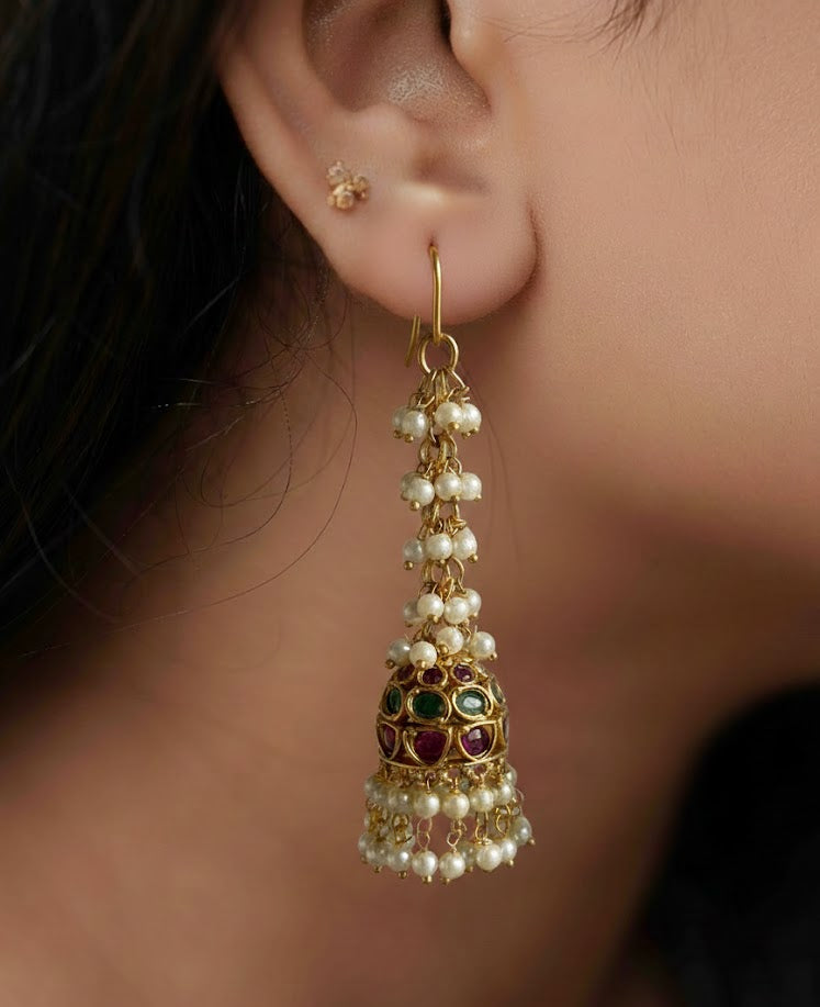 Cluster Pearl Loop Jhumka