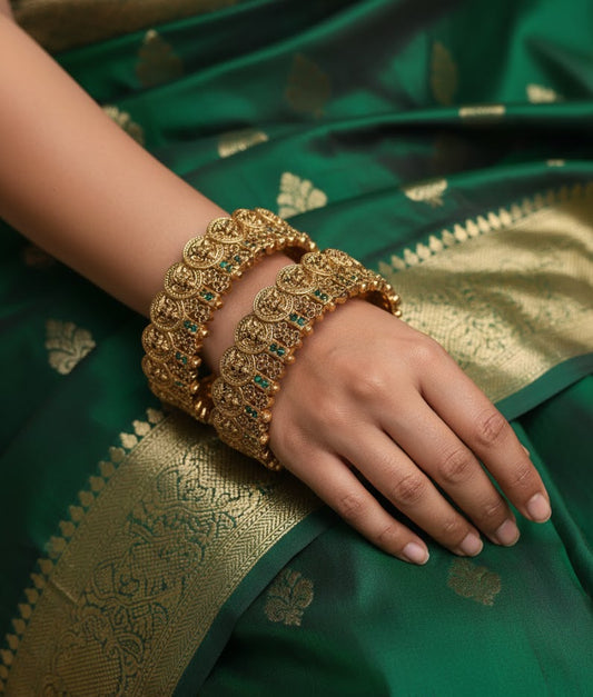 Emerald Kasu Bangles